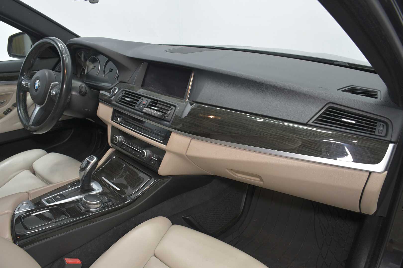 car bottom image