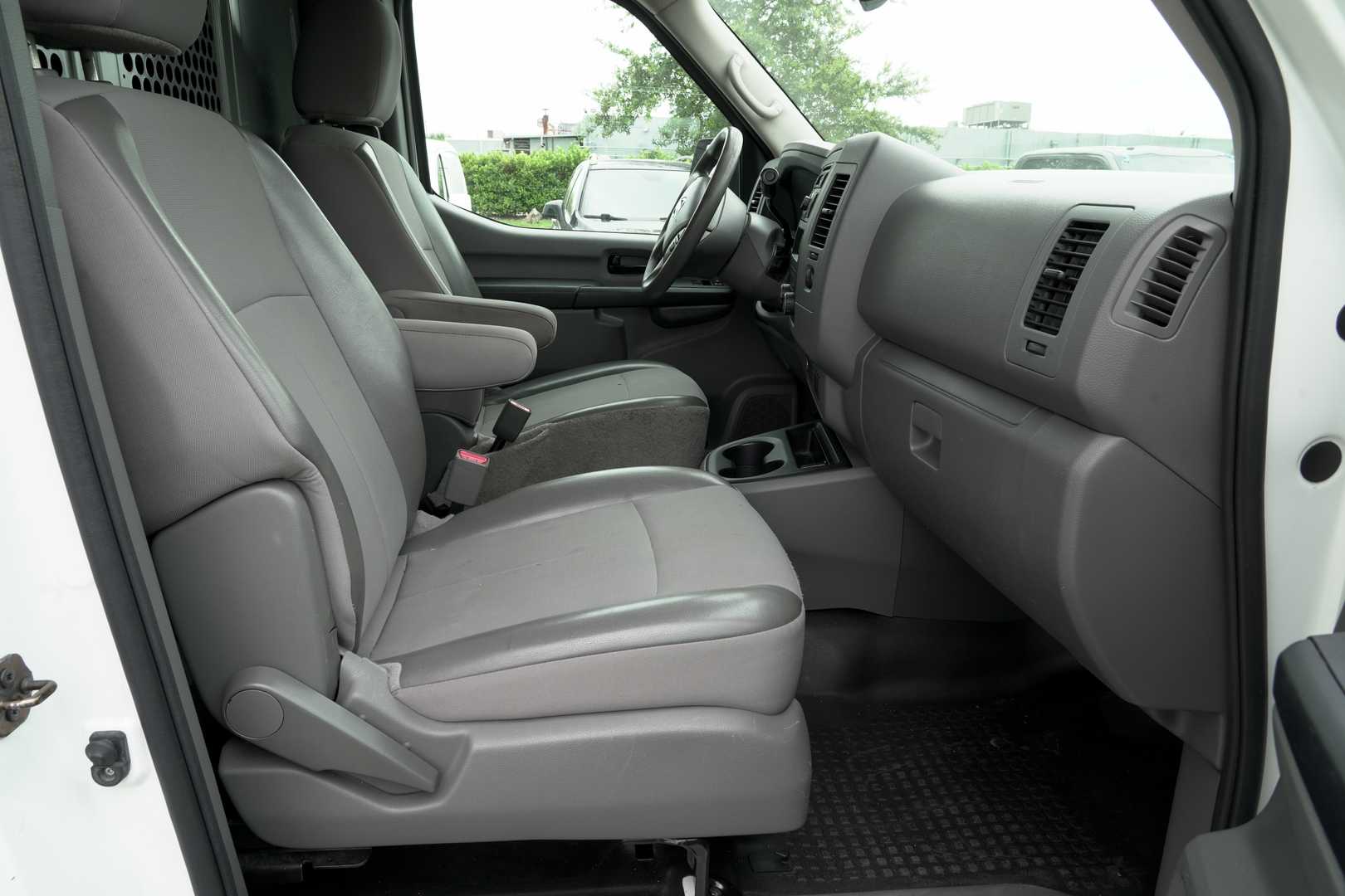 car bottom image