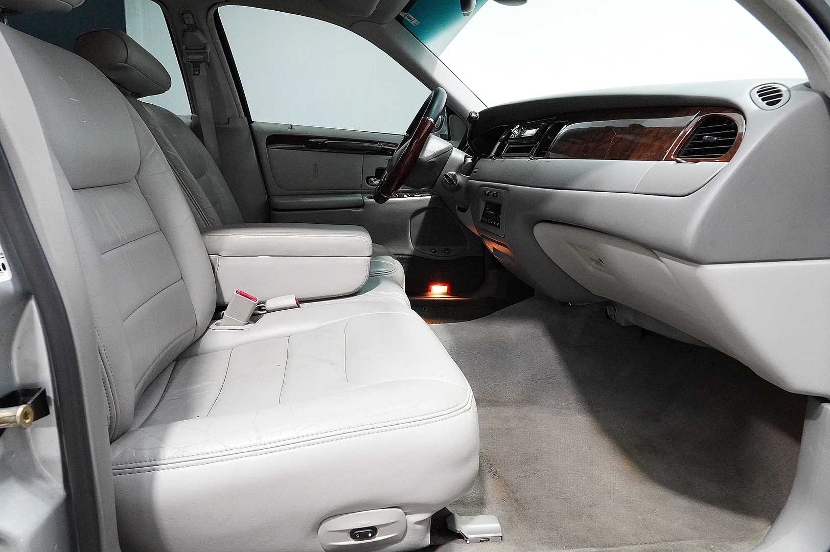 car bottom image