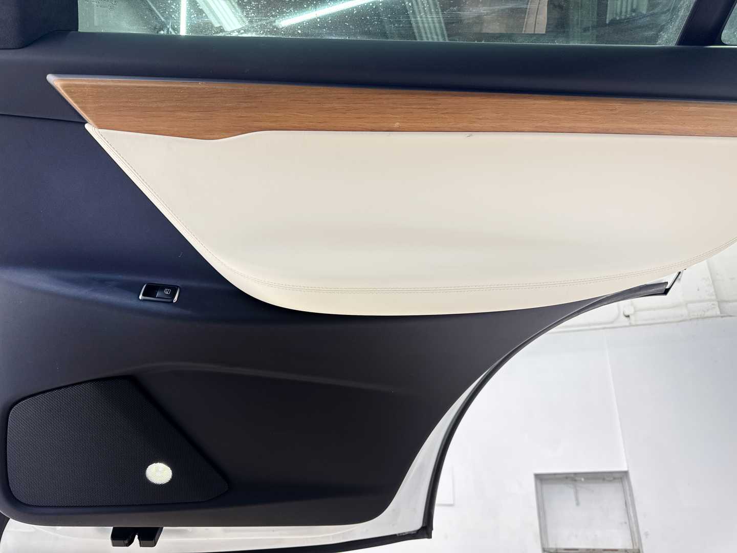 car bottom image