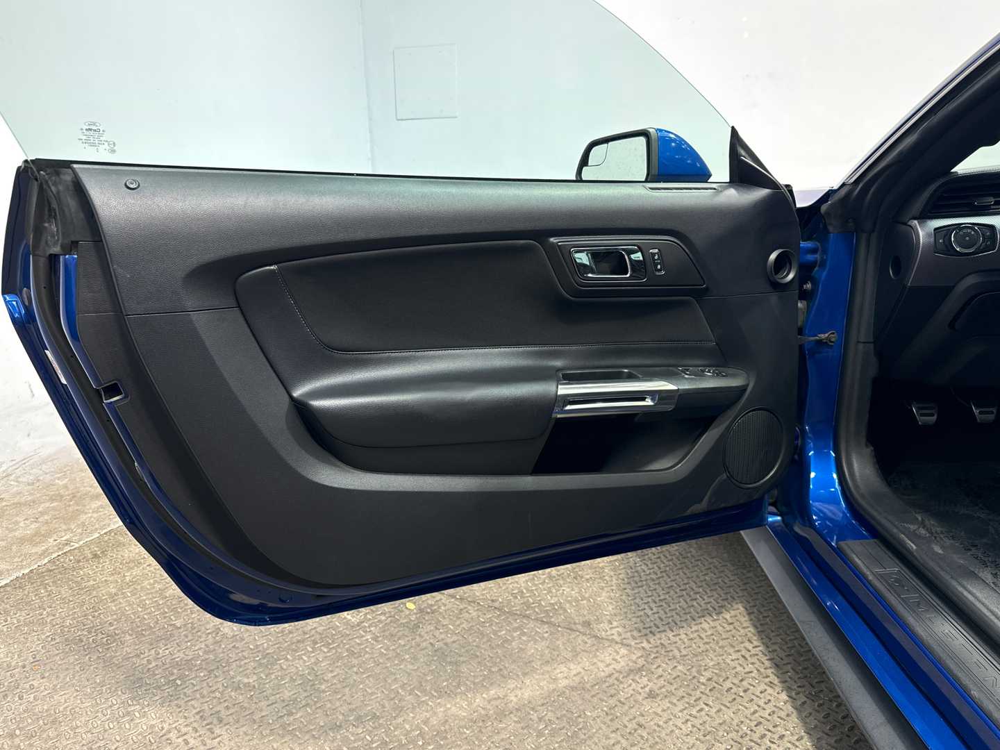 car bottom image