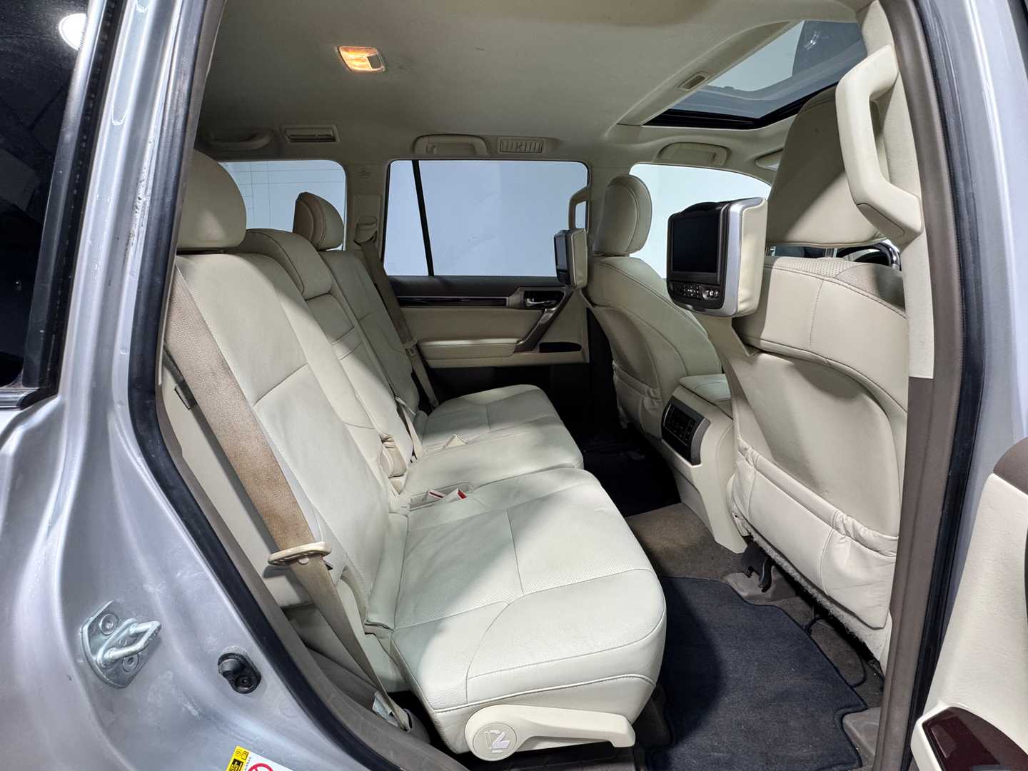 car bottom image