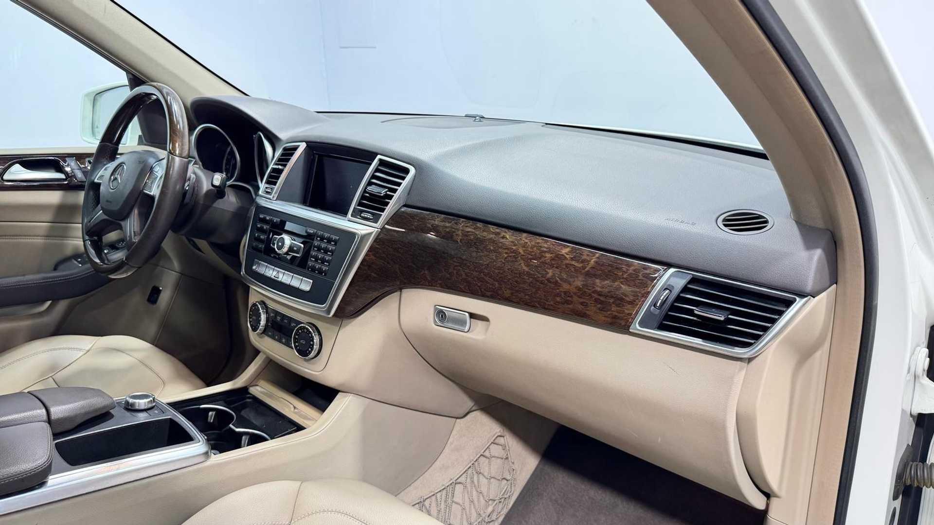 car bottom image