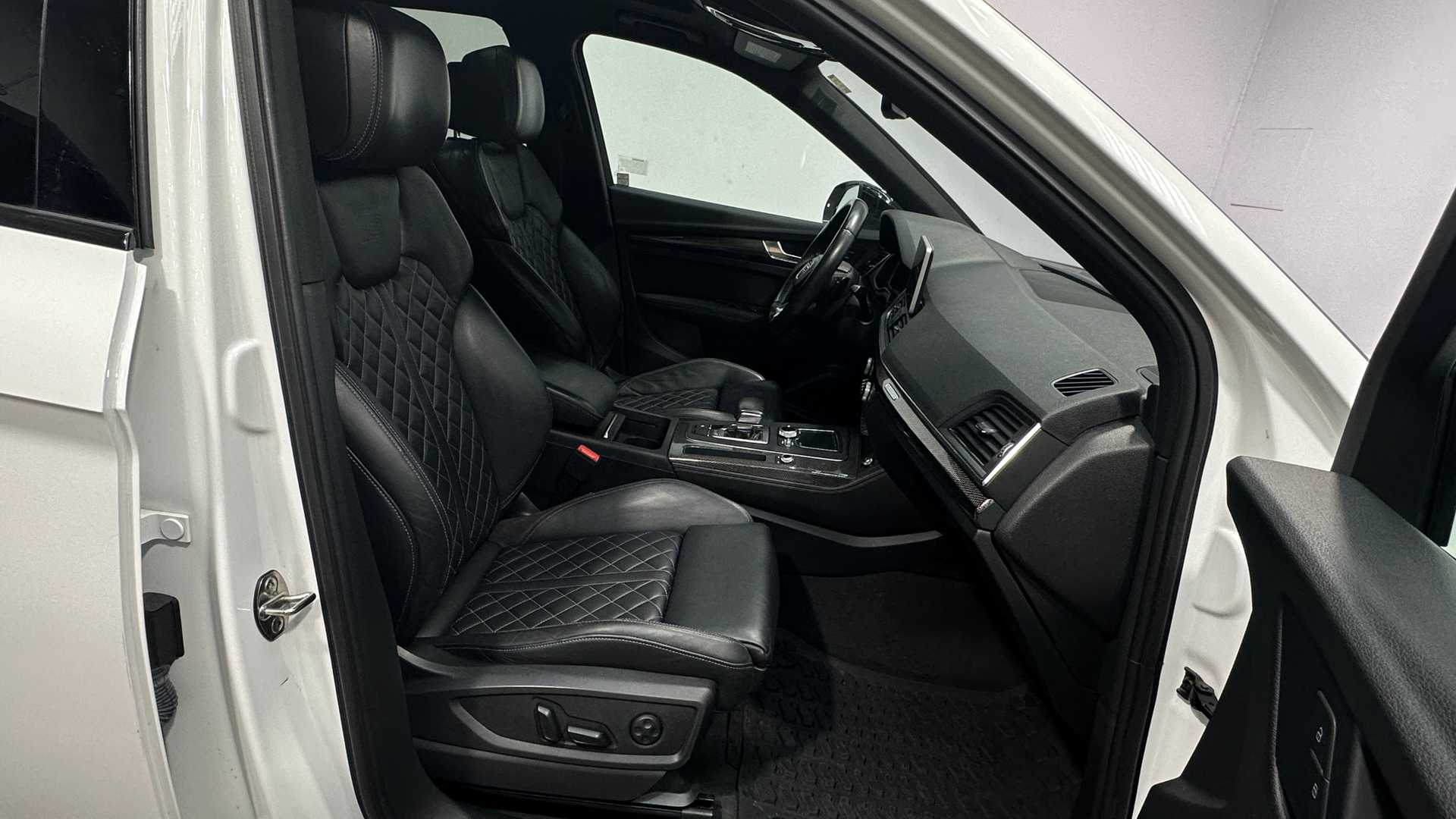 car bottom image