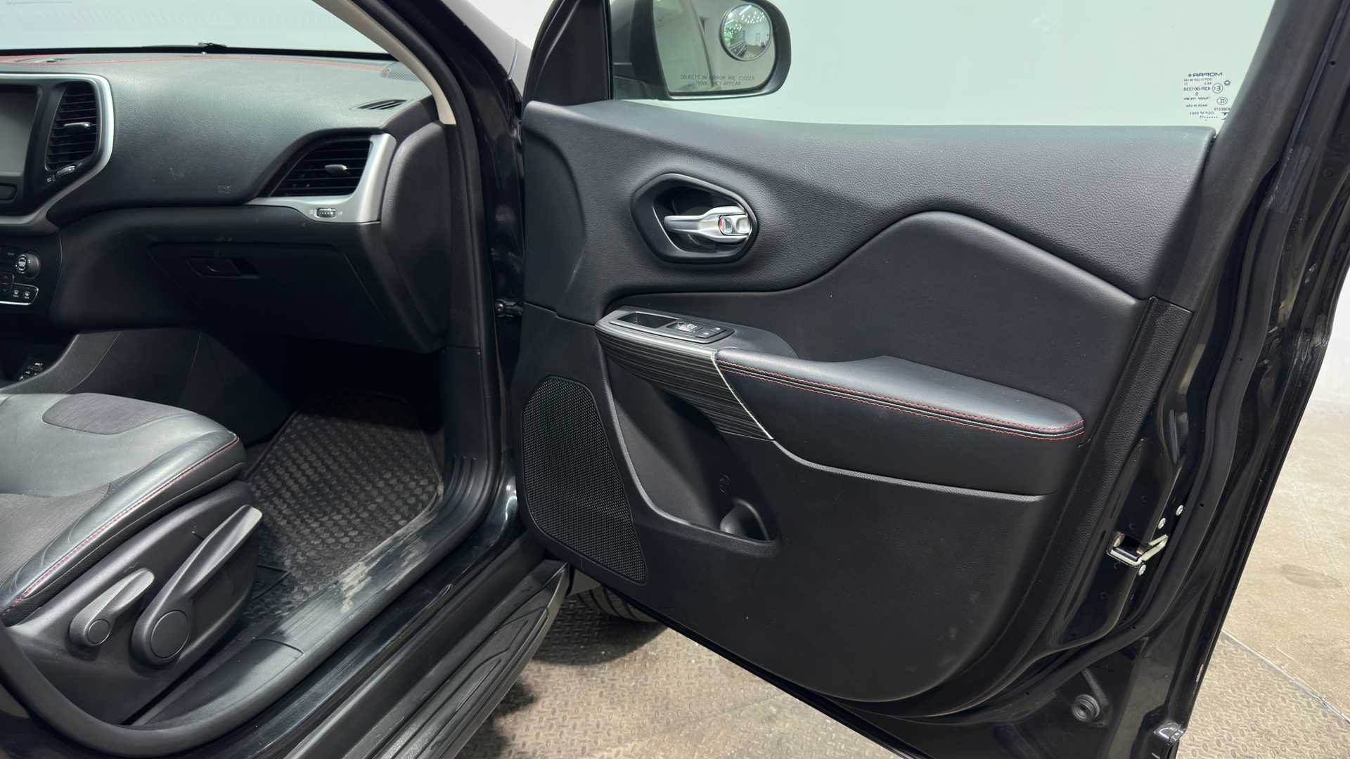 car bottom image