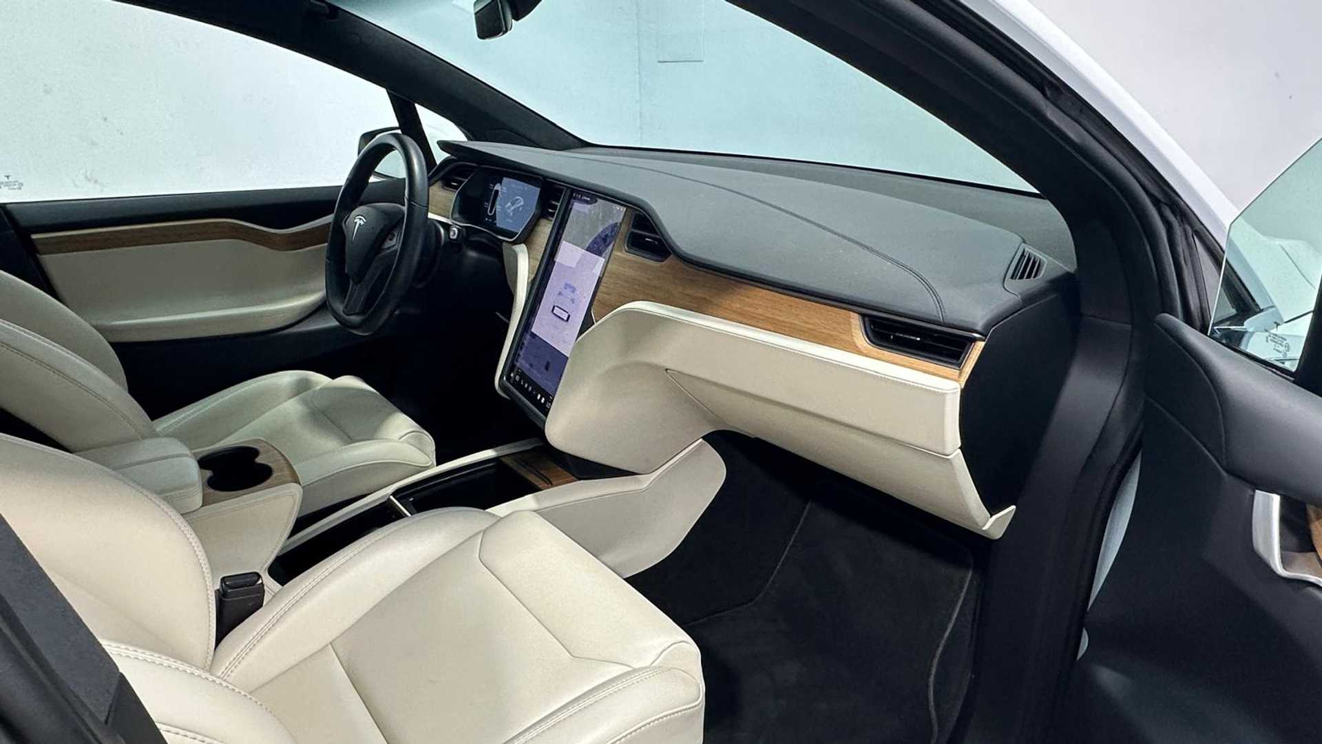 car bottom image