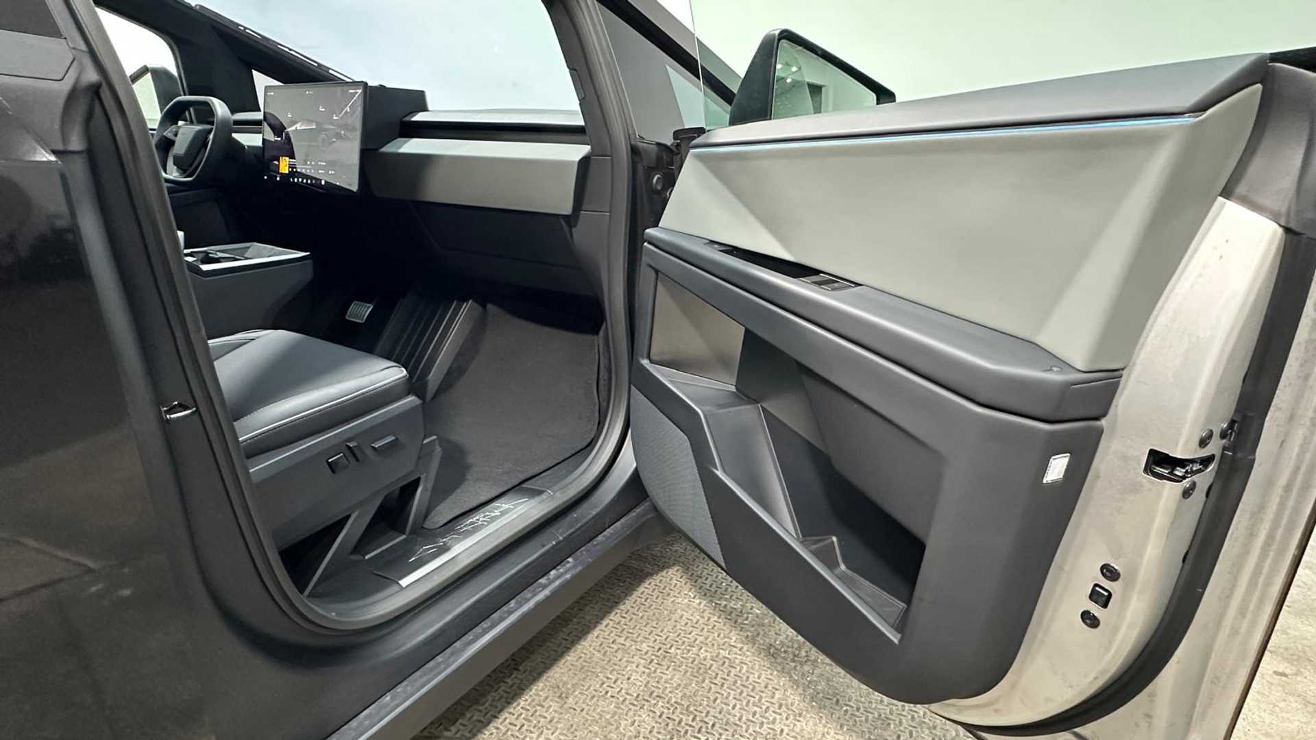 car bottom image