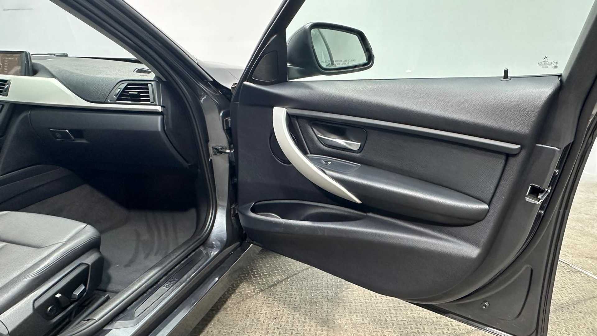 car bottom image