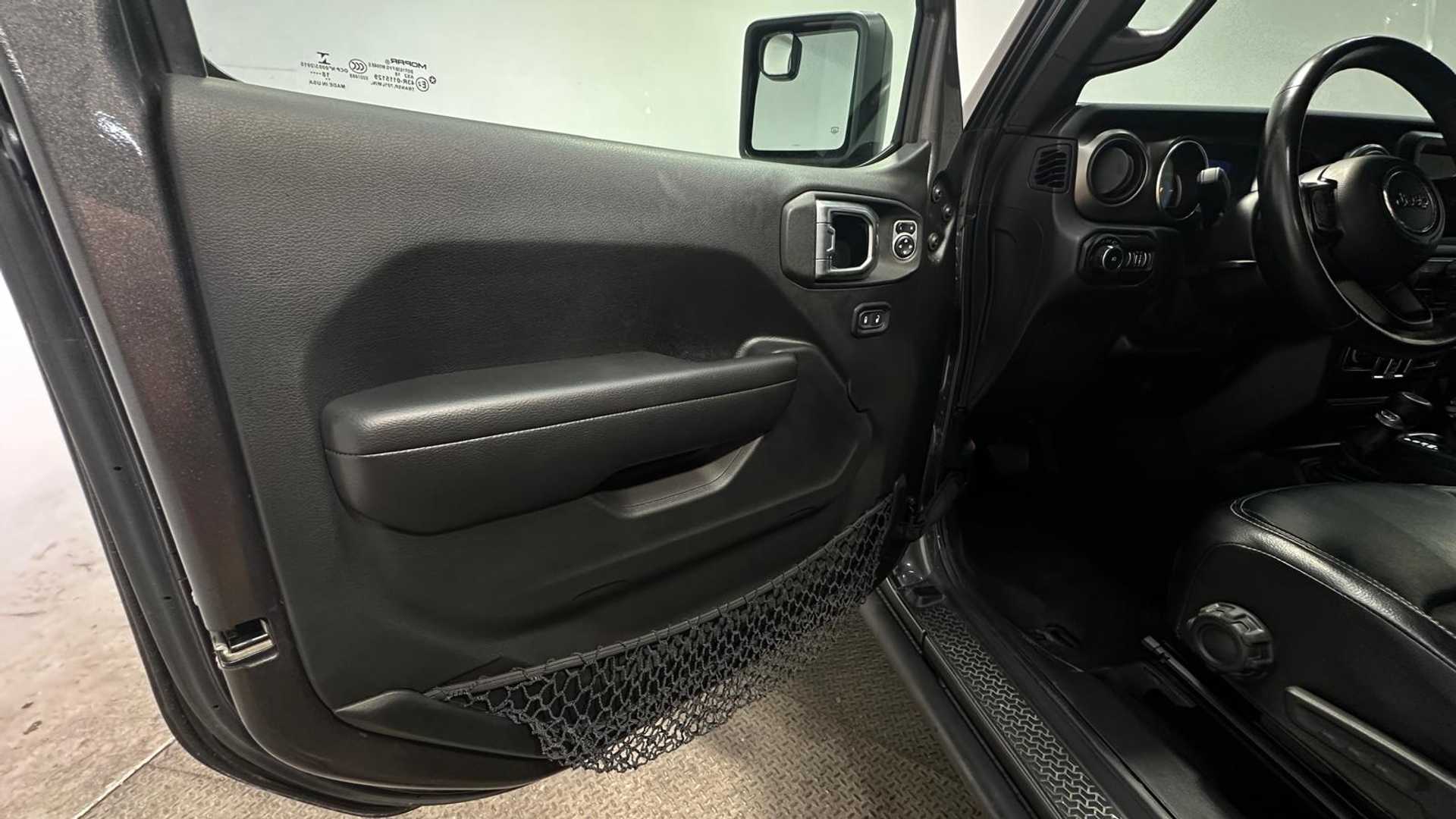 car bottom image