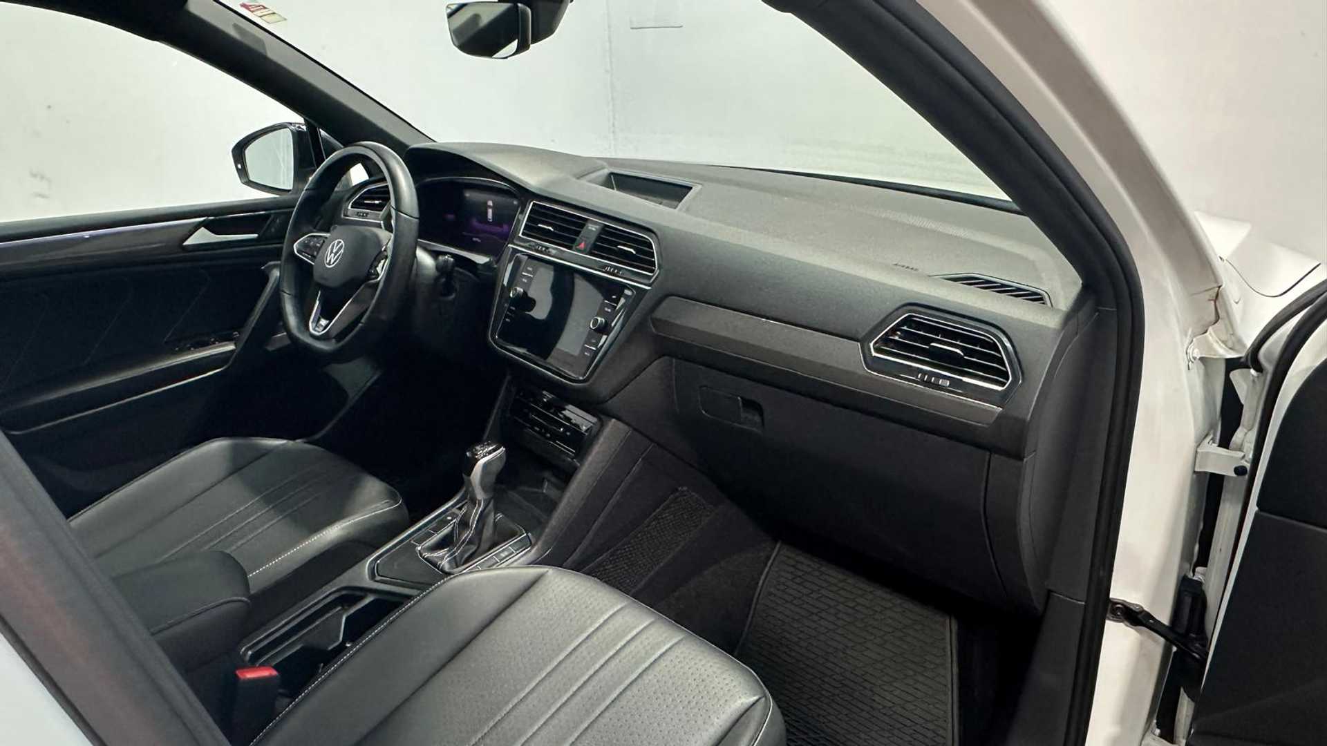 car bottom image