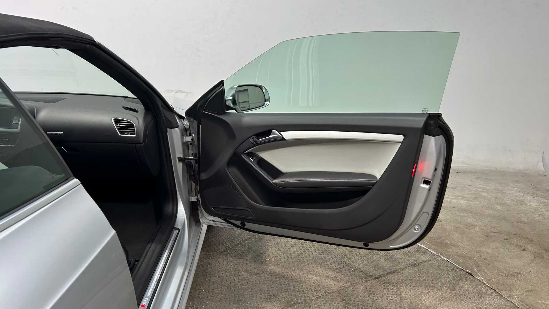car bottom image