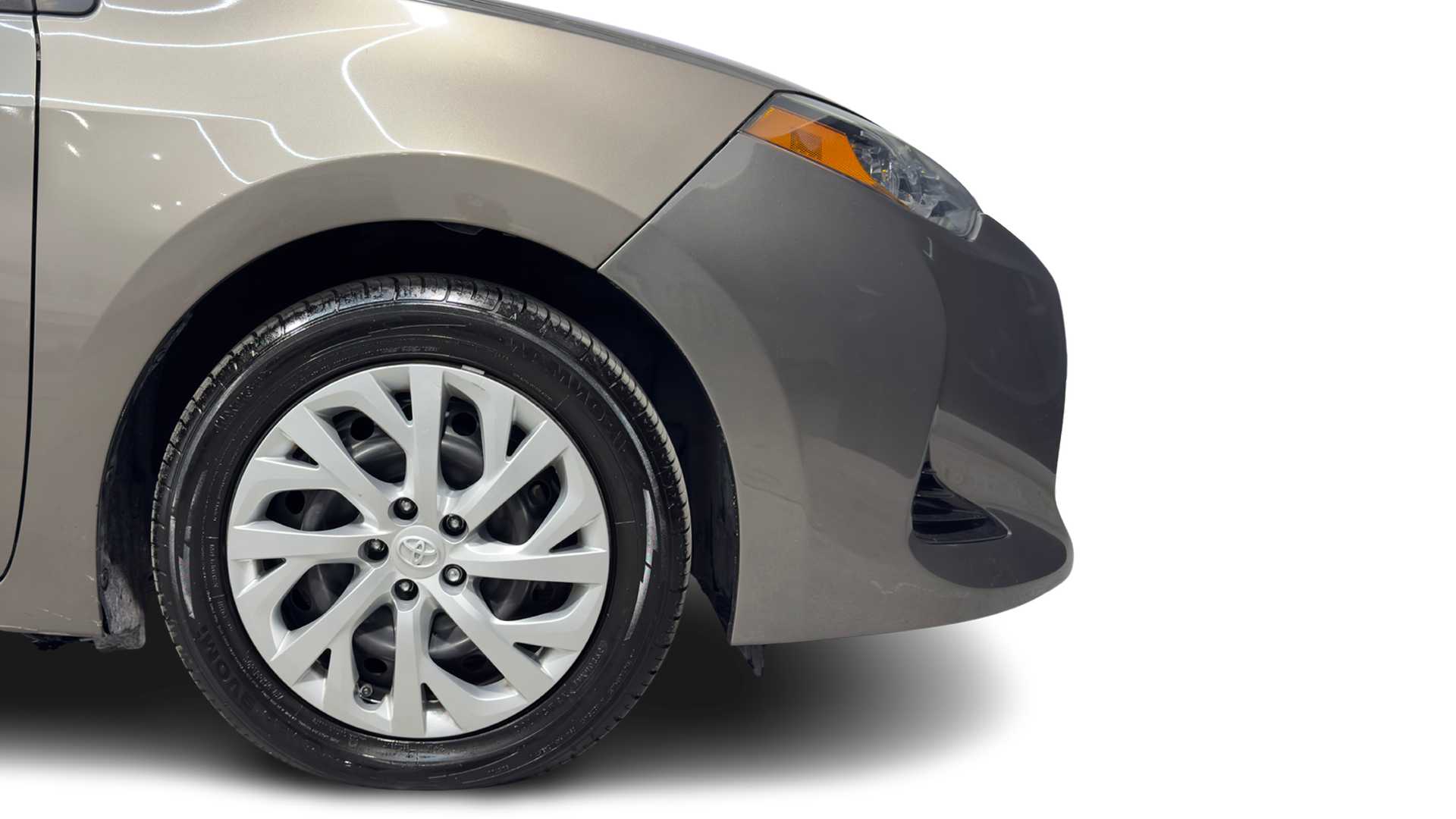 2018 Toyota Corolla LE - Photo 8