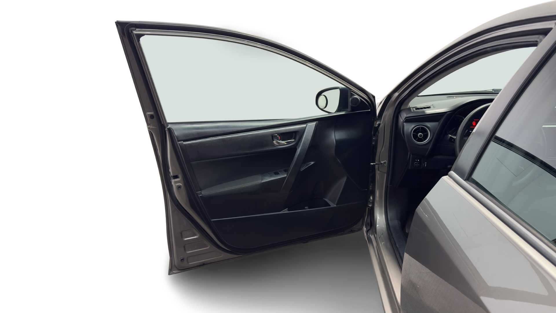 2018 Toyota Corolla LE - Photo 10
