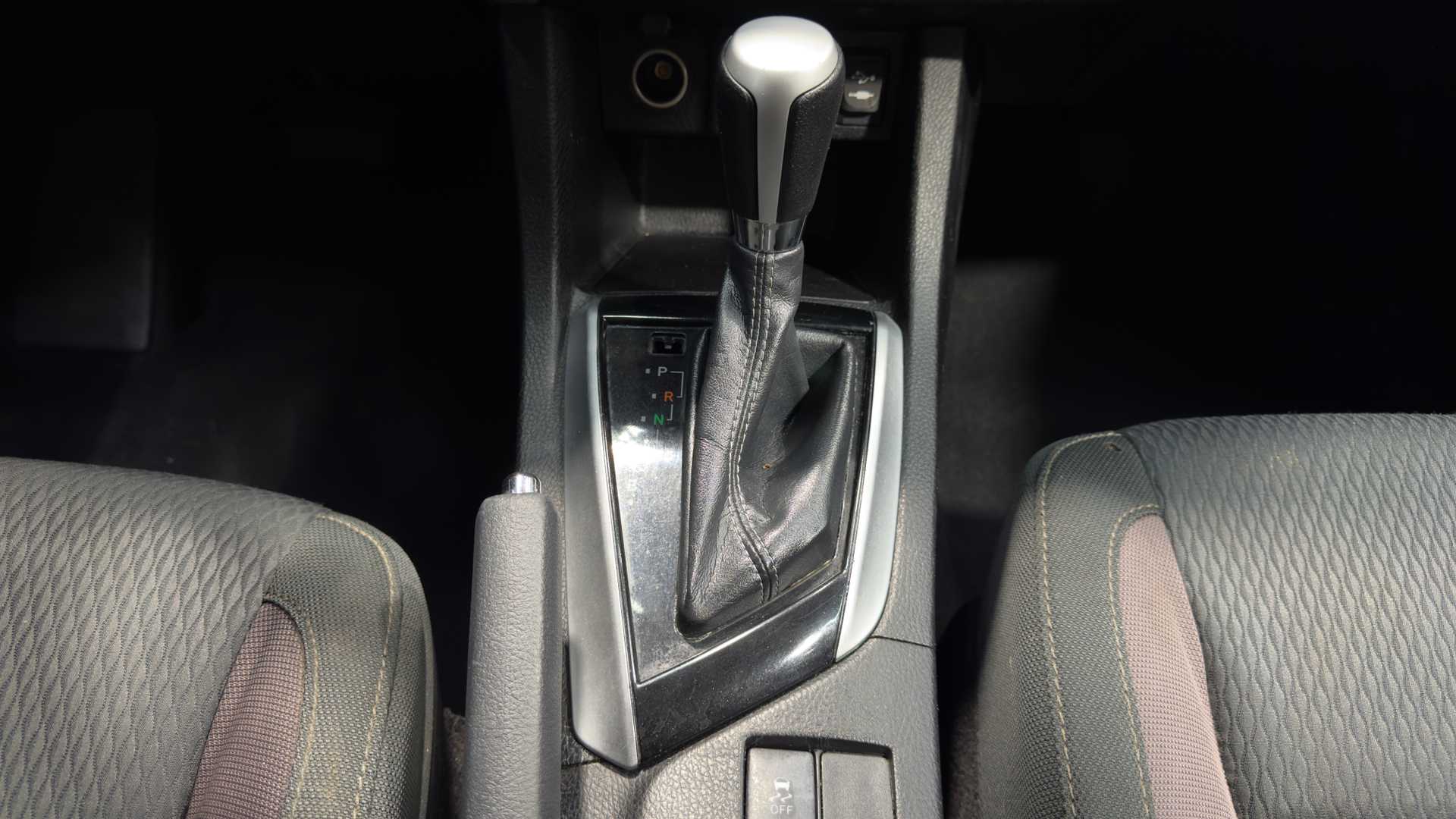 2018 Toyota Corolla LE - Photo 15
